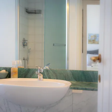 Tre Lune Penthouse By In * Roma
